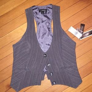 V neck vest
